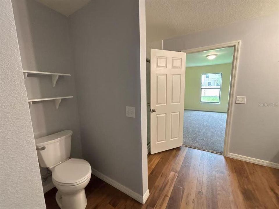 For Rent: $1,800 (3 beds, 2 baths, 1384 Square Feet)