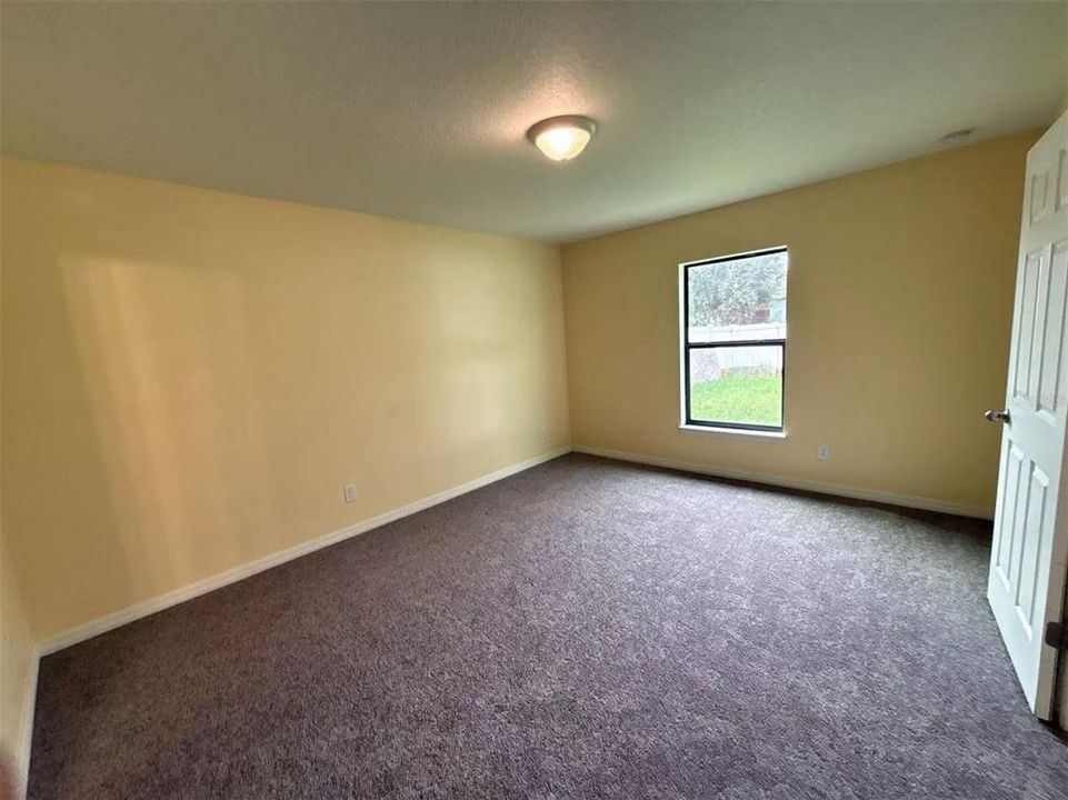 For Rent: $1,800 (3 beds, 2 baths, 1384 Square Feet)