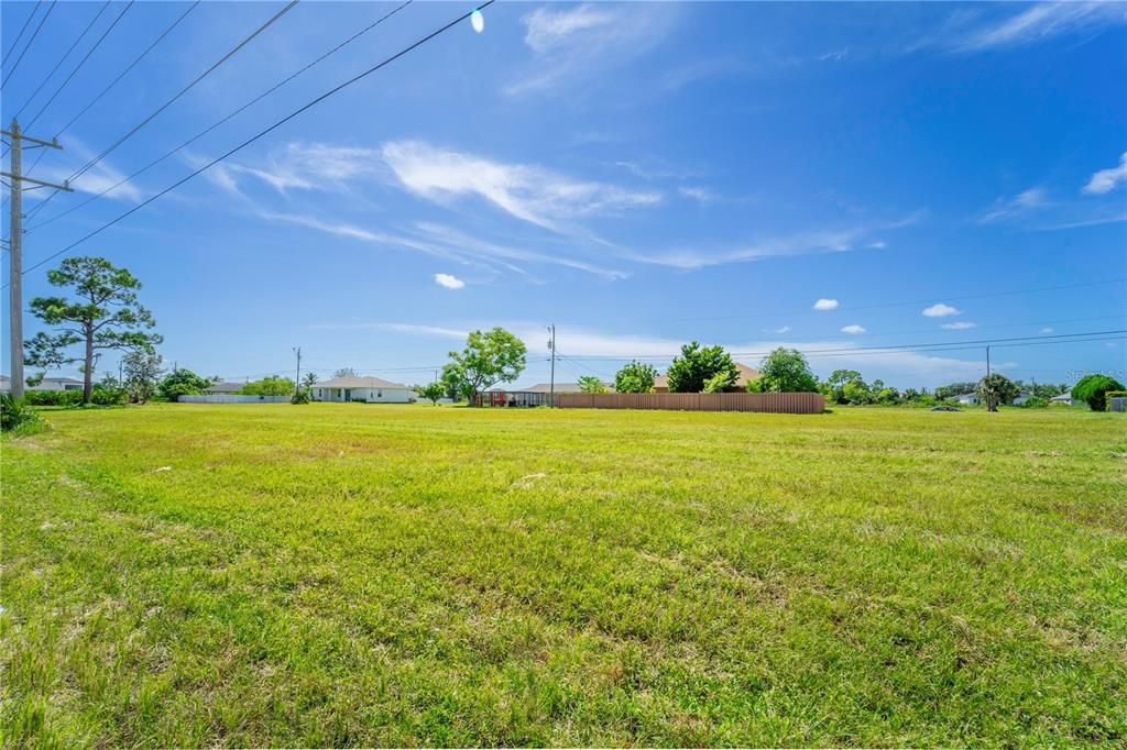 待售: $55,000 (0.23 acres)