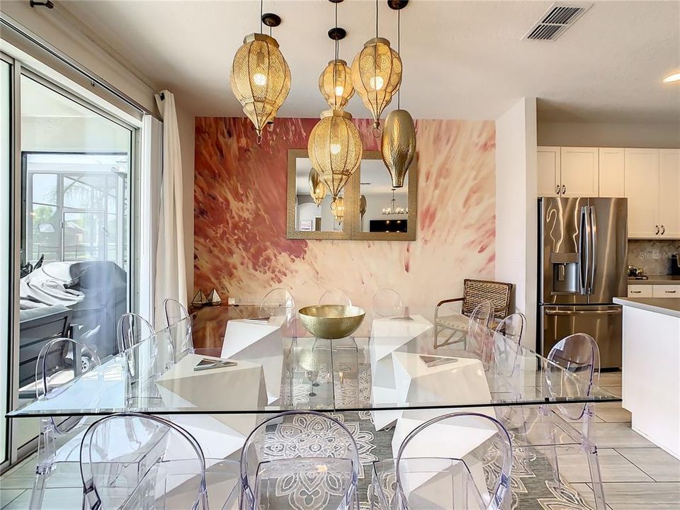 待售: $839,000 (9 贝兹, 7 浴室, 3979 平方英尺)