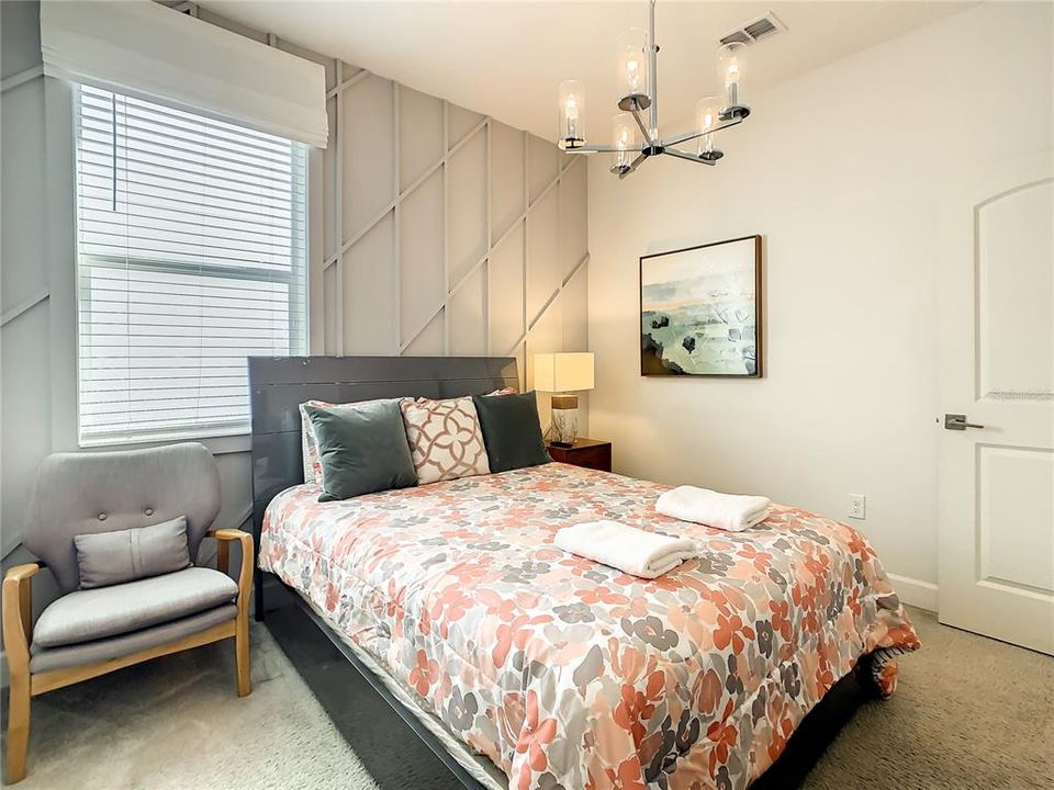 待售: $839,000 (9 贝兹, 7 浴室, 3979 平方英尺)