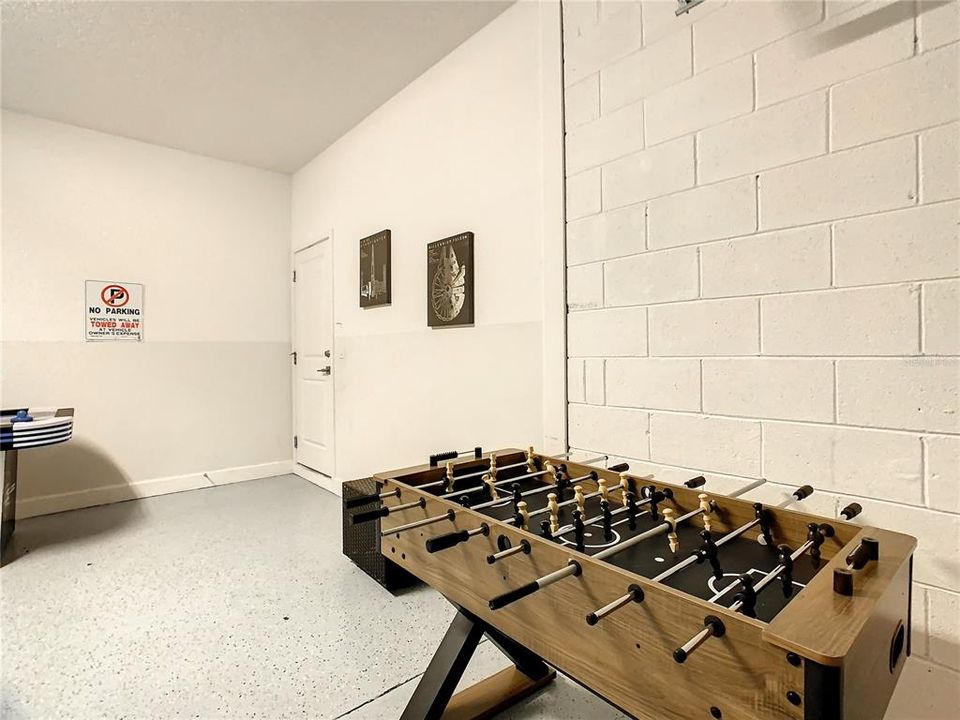 待售: $839,000 (9 贝兹, 7 浴室, 3979 平方英尺)