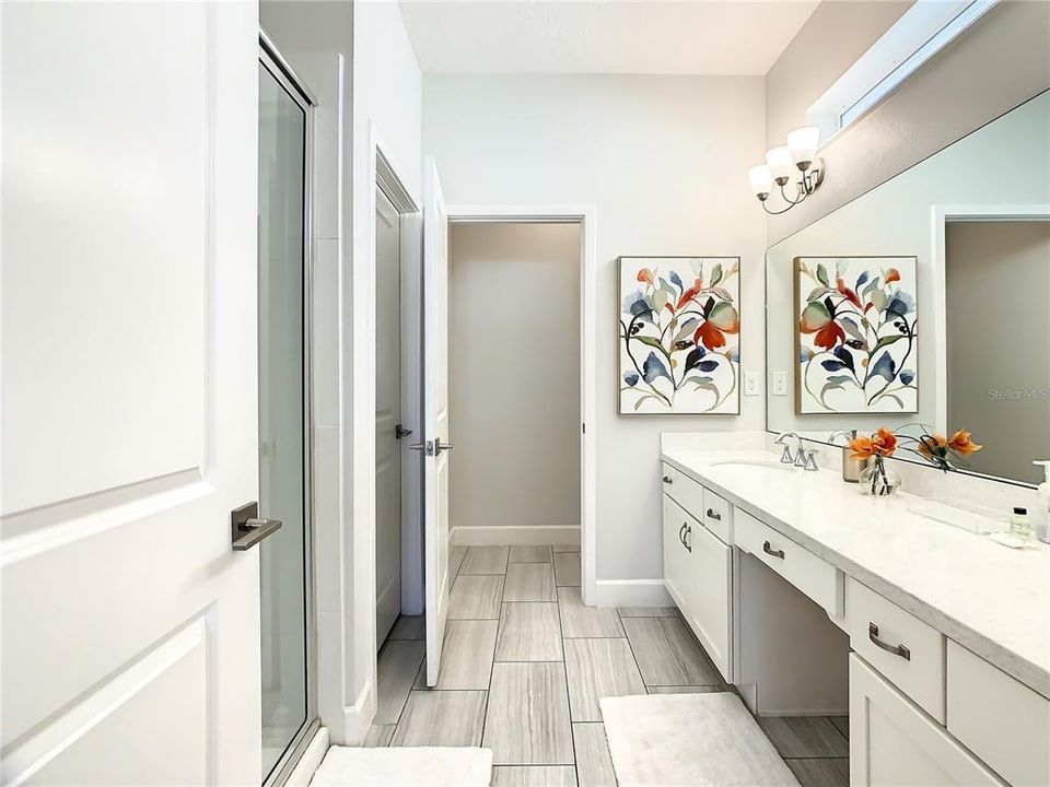 待售: $839,000 (9 贝兹, 7 浴室, 3979 平方英尺)