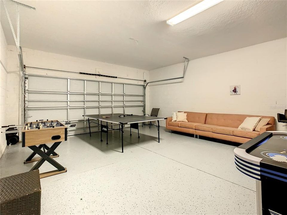 待售: $839,000 (9 贝兹, 7 浴室, 3979 平方英尺)