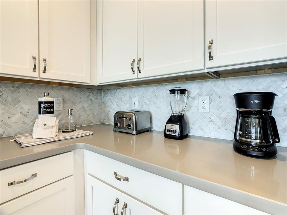 待售: $839,000 (9 贝兹, 7 浴室, 3979 平方英尺)