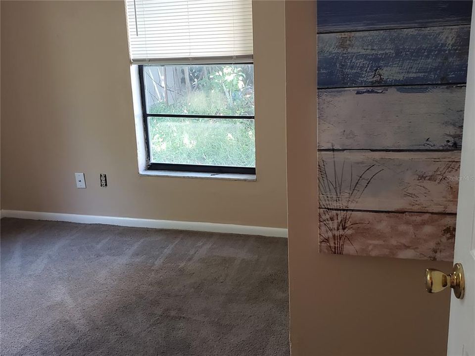 For Sale: $639,900 (3 beds, 3 baths, 1872 Square Feet)