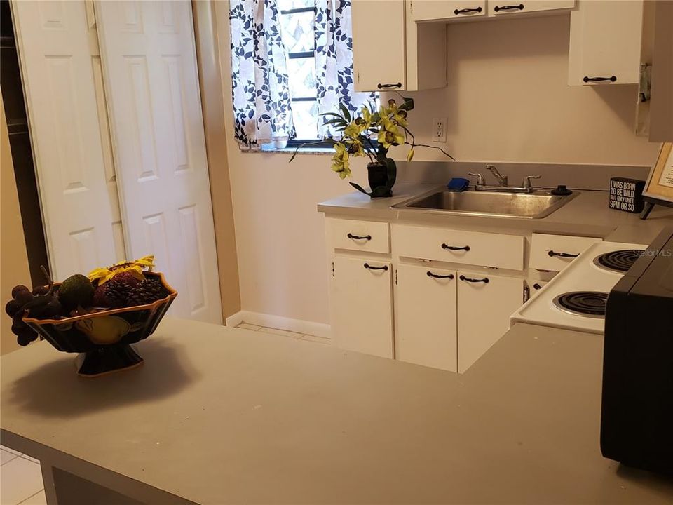 For Sale: $639,900 (3 beds, 3 baths, 1872 Square Feet)