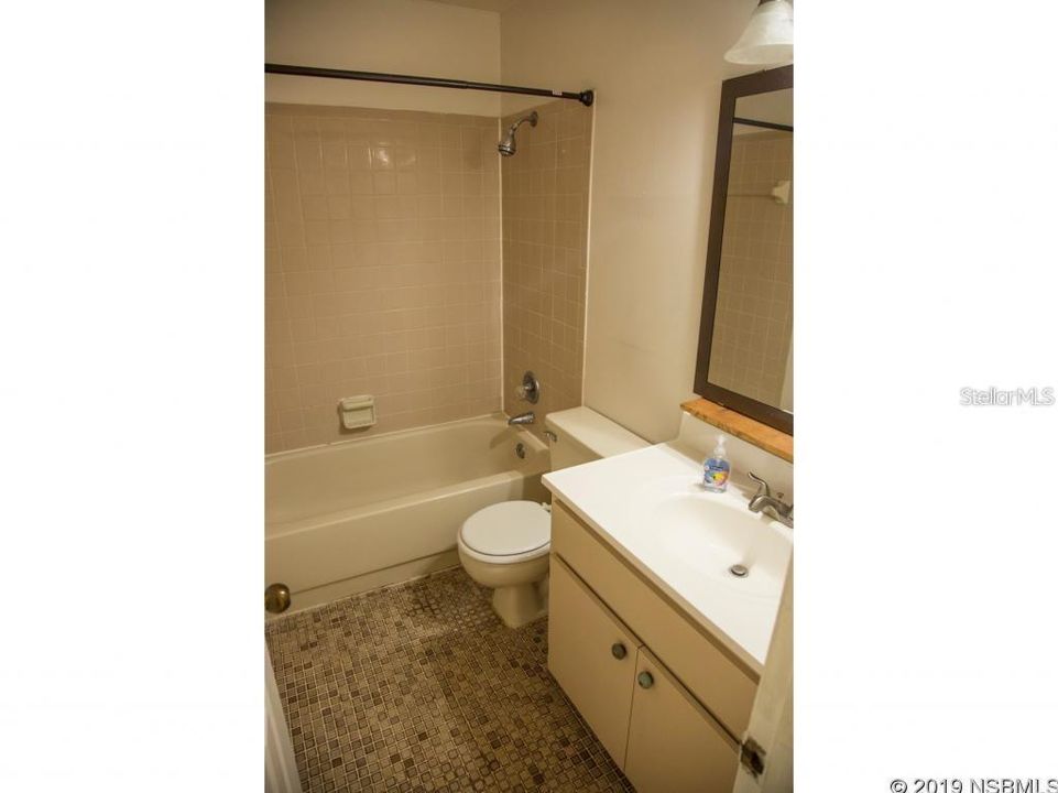 For Sale: $639,900 (3 beds, 3 baths, 1872 Square Feet)