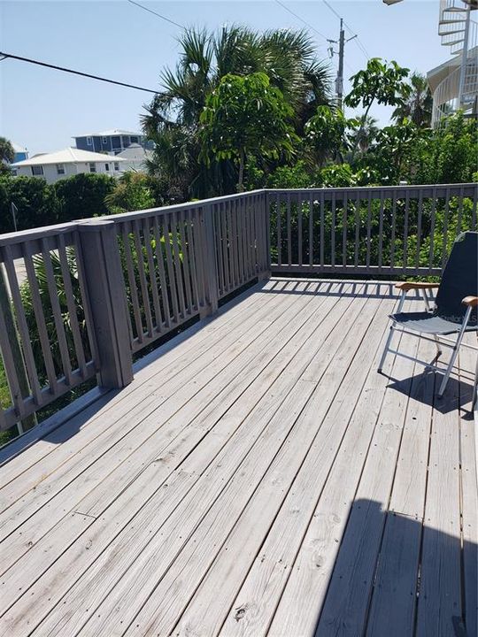 For Sale: $639,900 (3 beds, 3 baths, 1872 Square Feet)