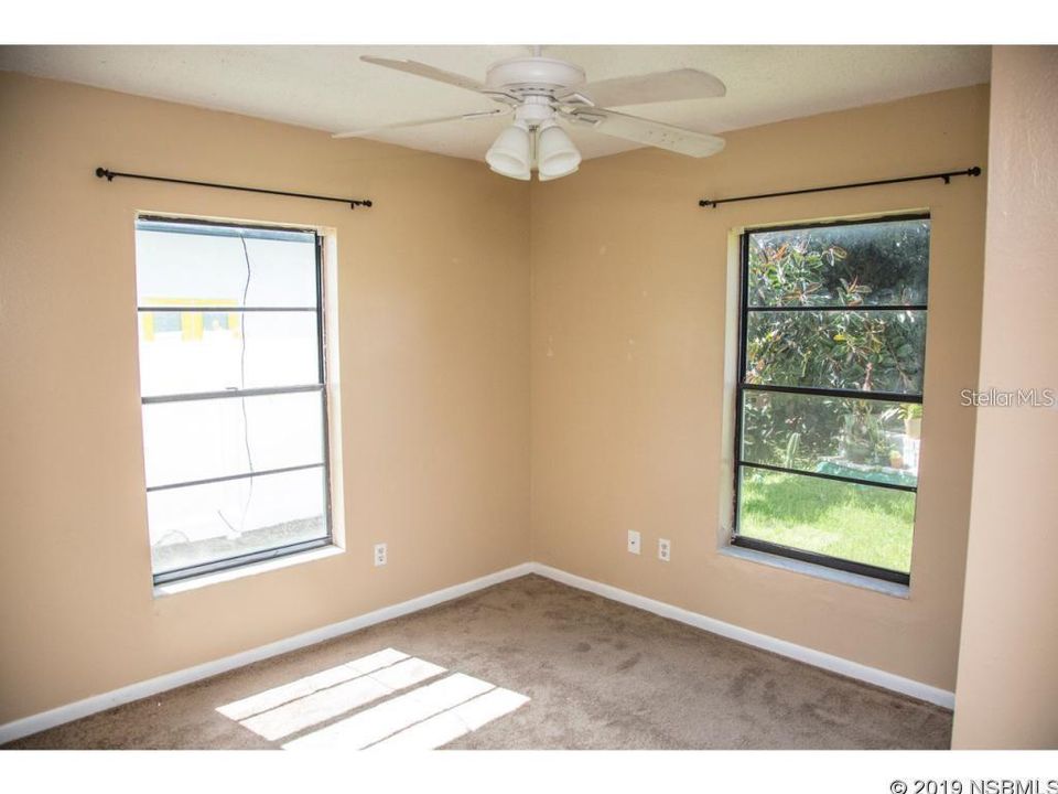 For Sale: $639,900 (3 beds, 3 baths, 1872 Square Feet)