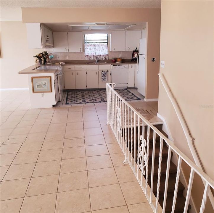 For Sale: $639,900 (3 beds, 3 baths, 1872 Square Feet)