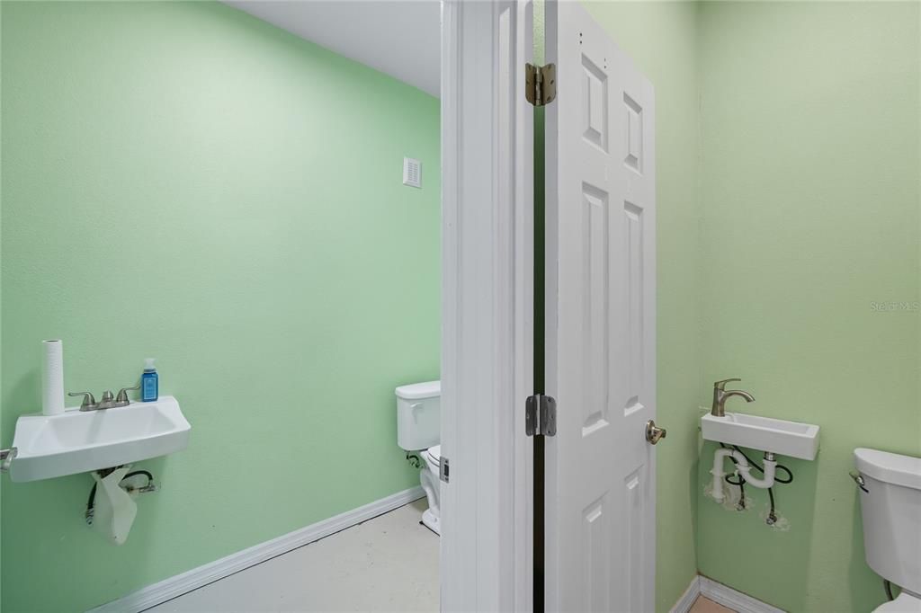 Active With Contract: $700,000 (0 beds, 0 baths, 2500 Square Feet)