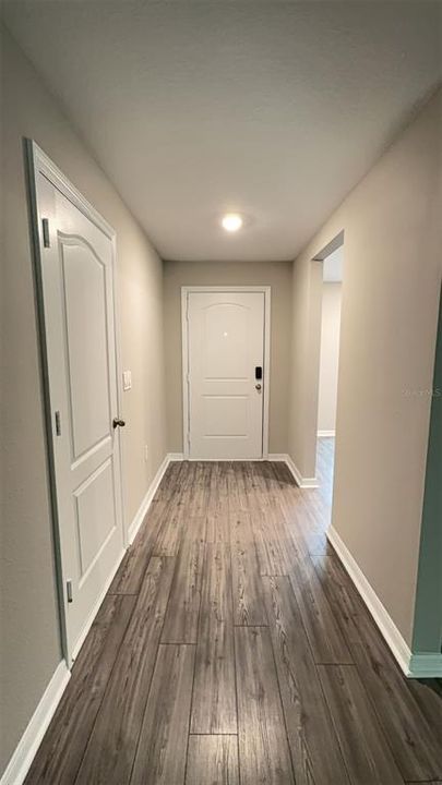 Activo con contrato: $1,750 (3 camas, 2 baños, 1270 Pies cuadrados)