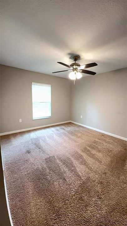 Activo con contrato: $1,750 (3 camas, 2 baños, 1270 Pies cuadrados)