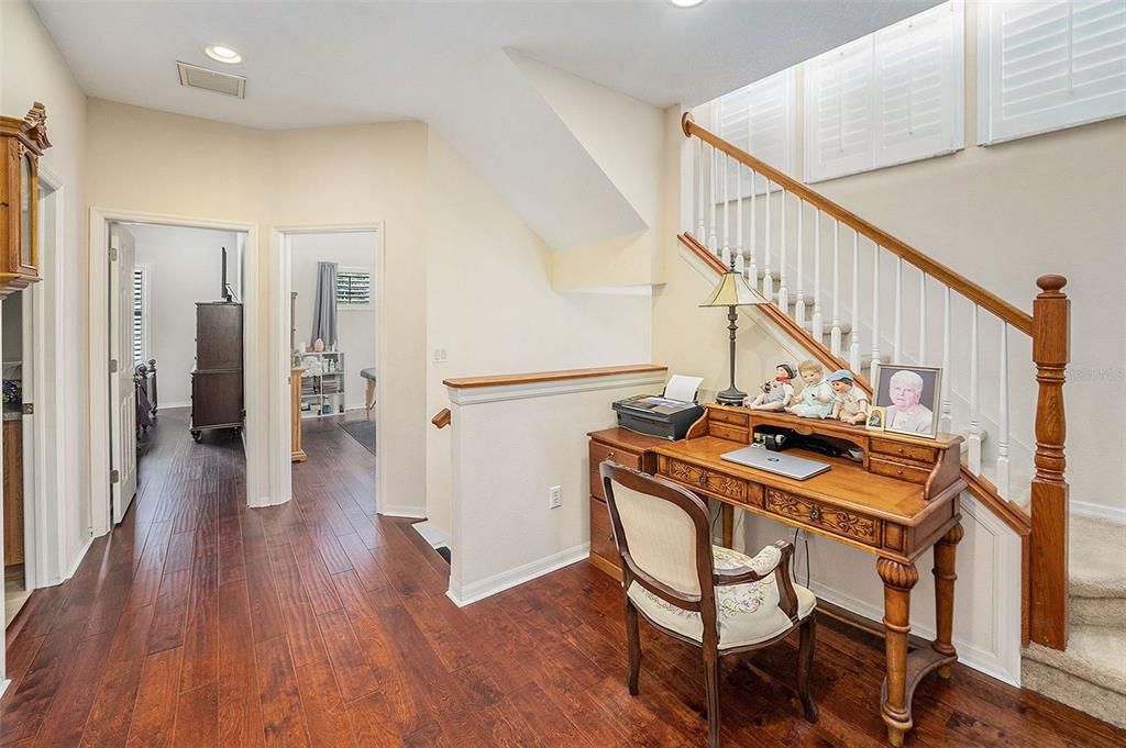 En Venta: $409,000 (3 camas, 3 baños, 2394 Pies cuadrados)