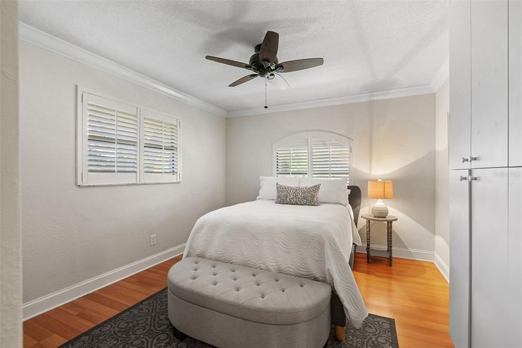 待售: $840,000 (3 贝兹, 3 浴室, 2413 平方英尺)