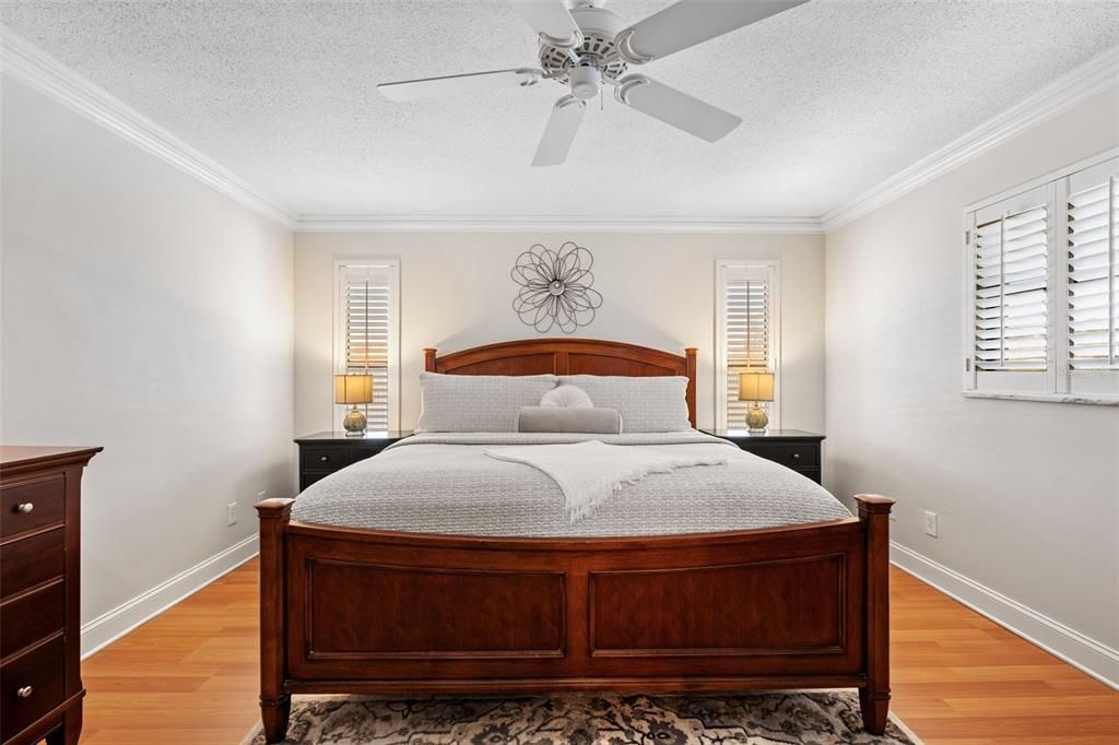 待售: $840,000 (3 贝兹, 3 浴室, 2413 平方英尺)