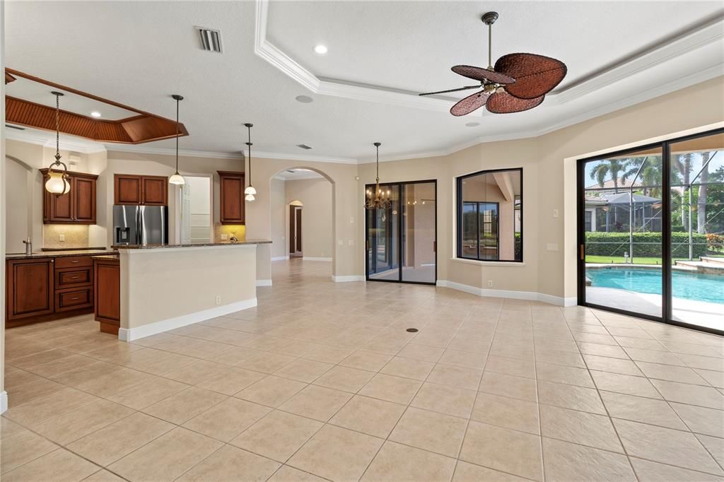 En Renta: $6,500 (4 camas, 3 baños, 3950 Pies cuadrados)