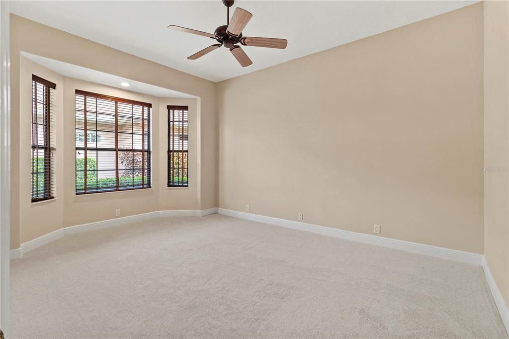 En Renta: $6,500 (4 camas, 3 baños, 3950 Pies cuadrados)