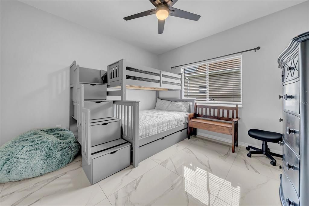 For Sale: $439,999 (4 beds, 3 baths, 2212 Square Feet)