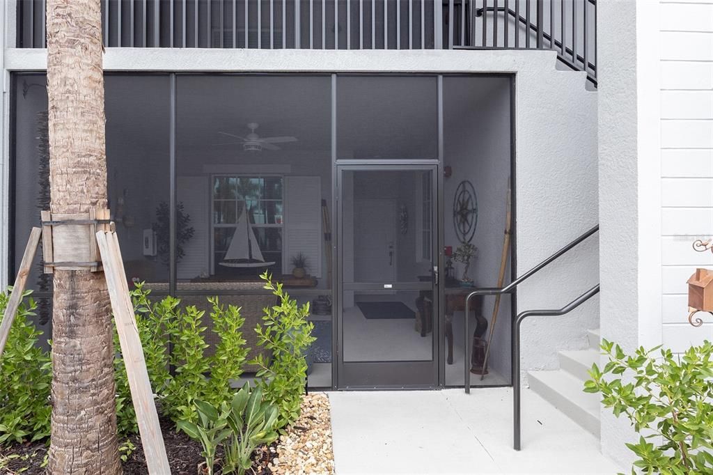 Active With Contract: $278,700 (2 beds, 2 baths, 1366 Square Feet)