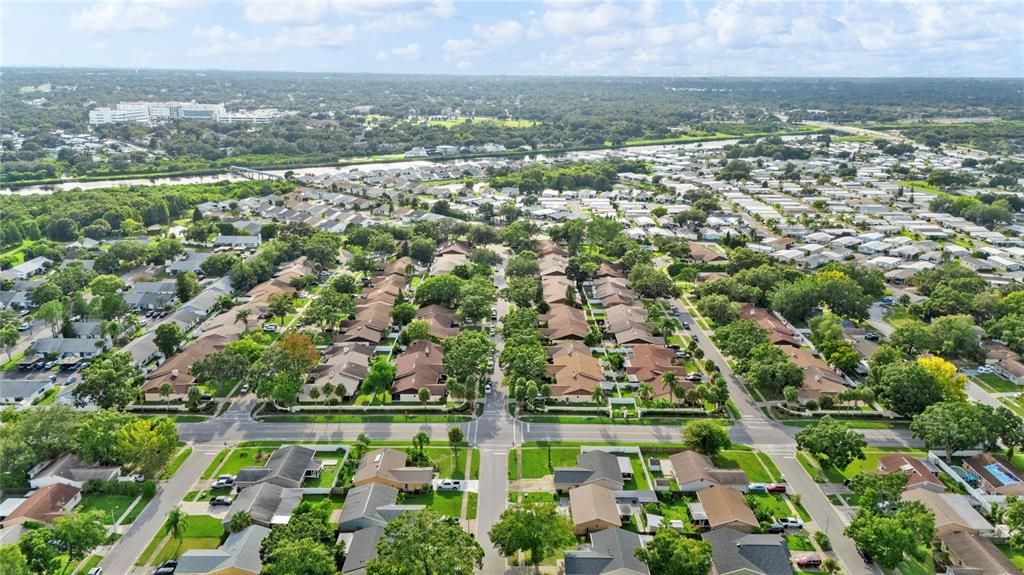 Active With Contract: $249,999 (2 beds, 2 baths, 1143 Square Feet)