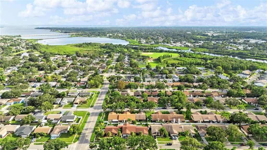 Active With Contract: $249,999 (2 beds, 2 baths, 1143 Square Feet)