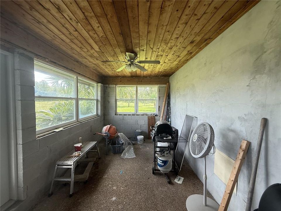 Active With Contract: $215,000 (2 beds, 2 baths, 2073 Square Feet)