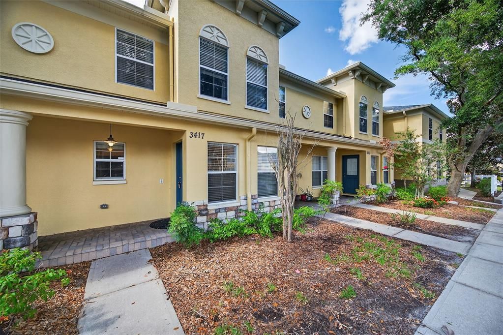 На продажу: $234,900 (3 спален, 2 ванн, 1560 Квадратных фут)