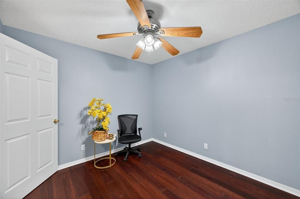 На продажу: $234,900 (3 спален, 2 ванн, 1560 Квадратных фут)