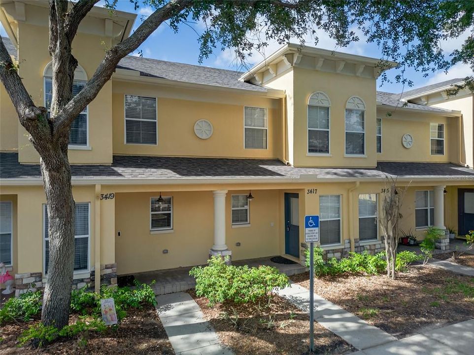 На продажу: $234,900 (3 спален, 2 ванн, 1560 Квадратных фут)