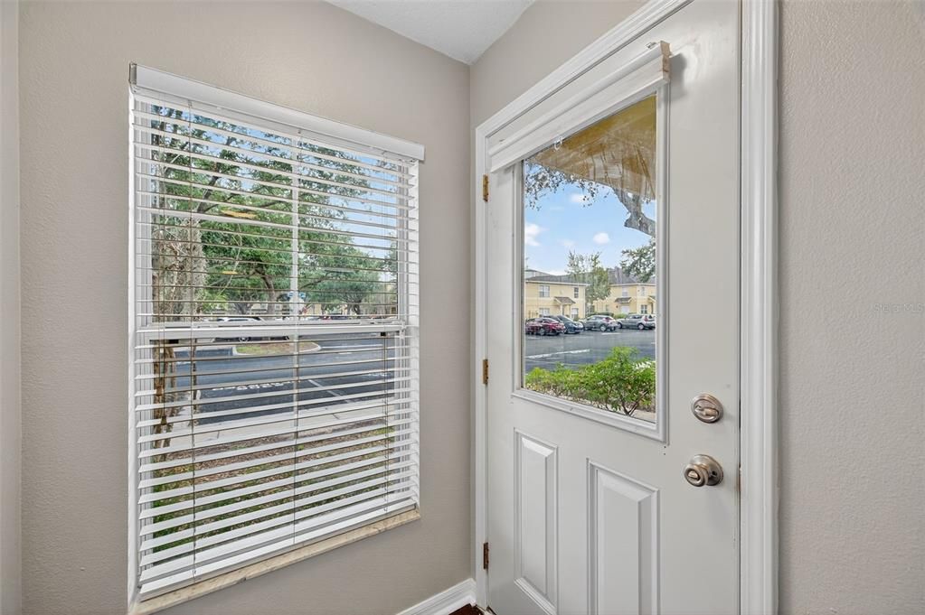 На продажу: $234,900 (3 спален, 2 ванн, 1560 Квадратных фут)