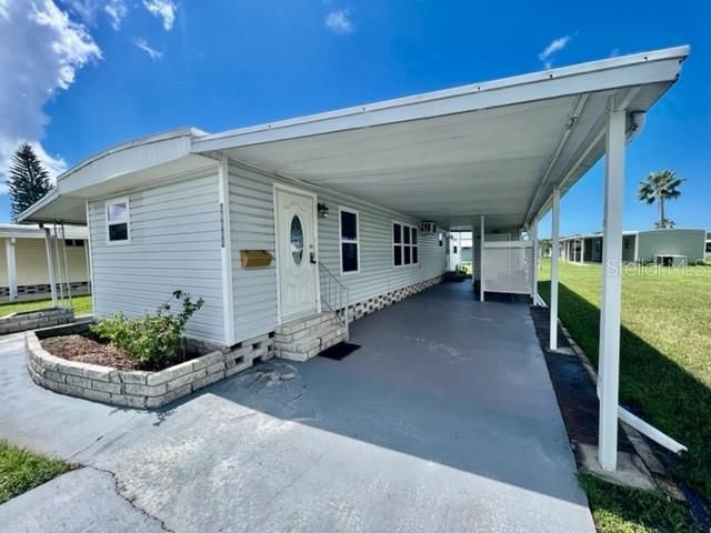 待售: $93,500 (2 贝兹, 1 浴室, 672 平方英尺)