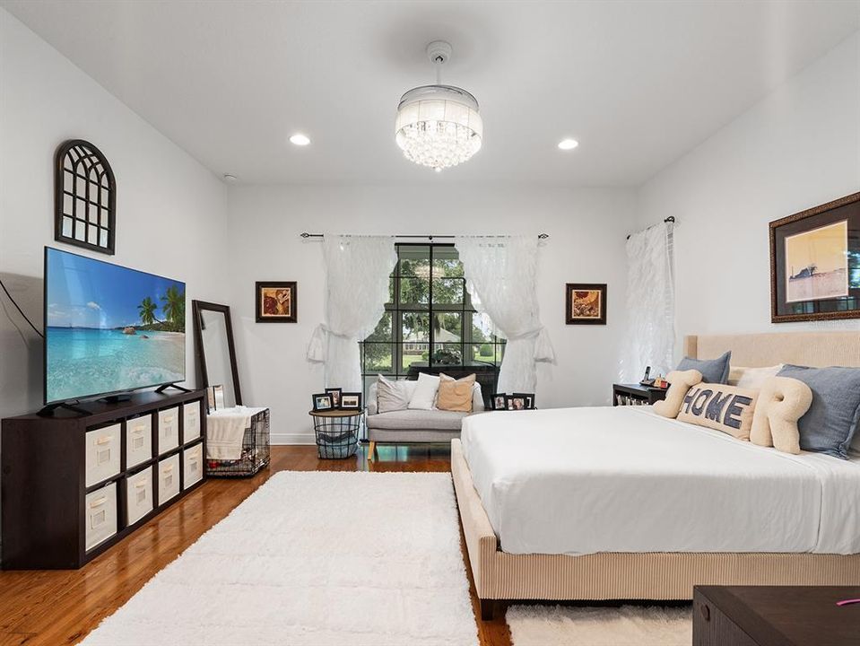 For Sale: $648,900 (4 beds, 3 baths, 3294 Square Feet)