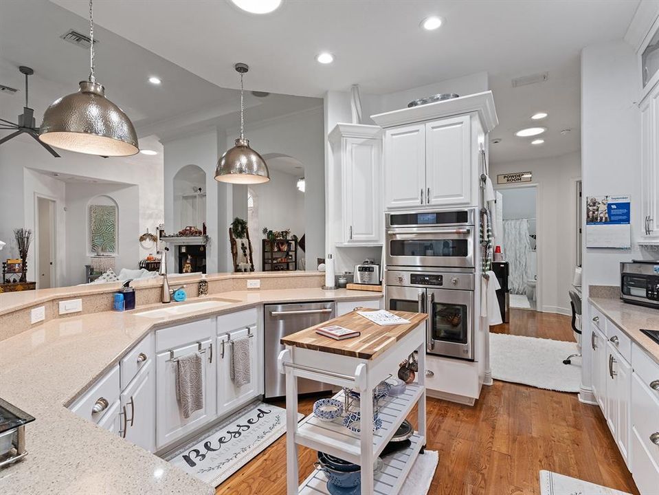 For Sale: $648,900 (4 beds, 3 baths, 3294 Square Feet)