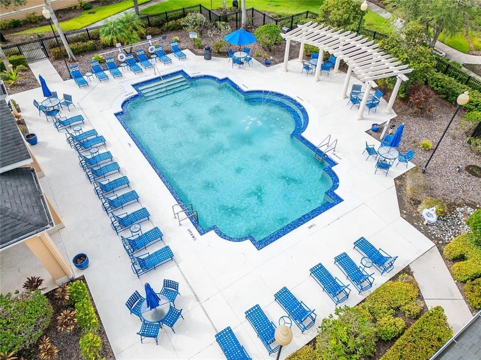 Active With Contract: $199,900 (2 beds, 2 baths, 1117 Square Feet)