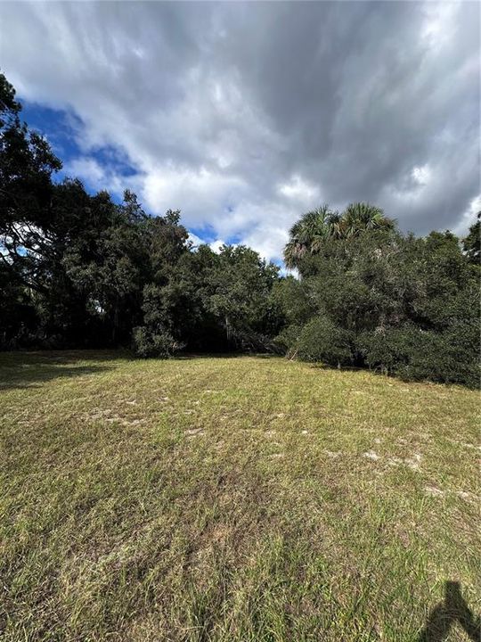 На продажу: $13,999 (0.28 acres)