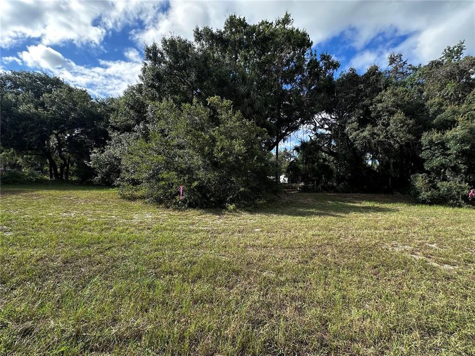 На продажу: $13,999 (0.28 acres)