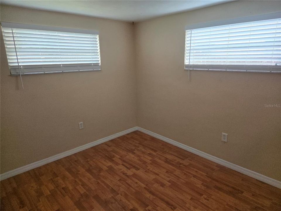 Active With Contract: $1,800 (2 beds, 2 baths, 1128 Square Feet)