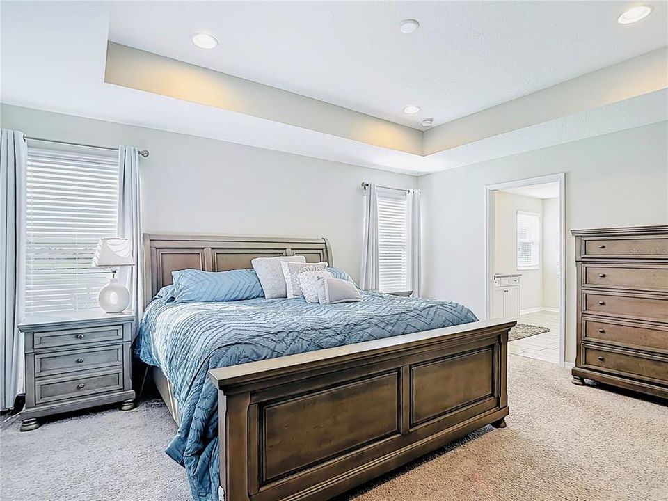 For Sale: $444,000 (4 beds, 3 baths, 2585 Square Feet)