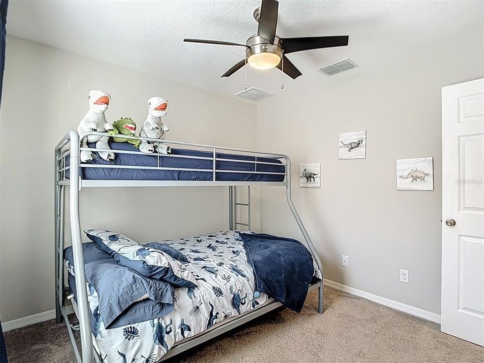 For Sale: $444,000 (4 beds, 3 baths, 2585 Square Feet)