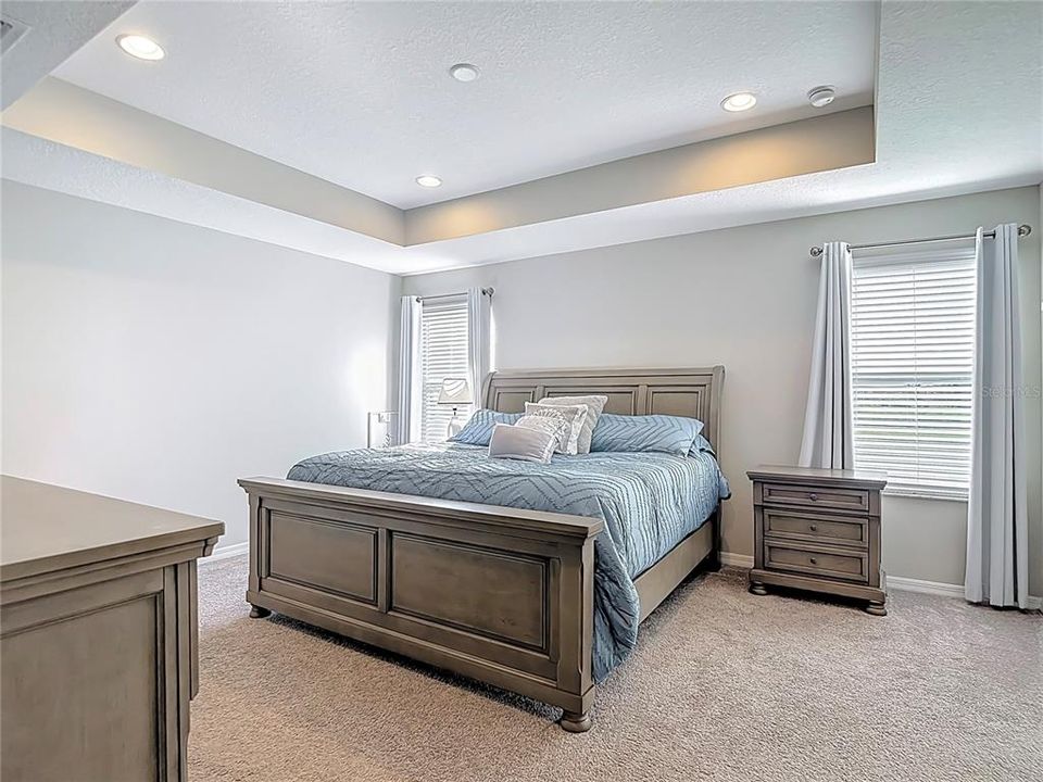 For Sale: $444,000 (4 beds, 3 baths, 2585 Square Feet)