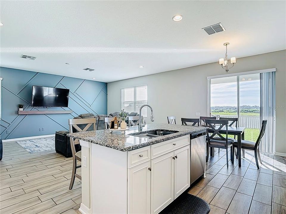 For Sale: $444,000 (4 beds, 3 baths, 2585 Square Feet)