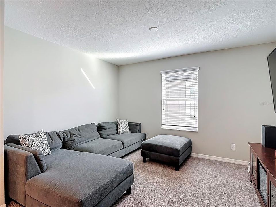 For Sale: $444,000 (4 beds, 3 baths, 2585 Square Feet)