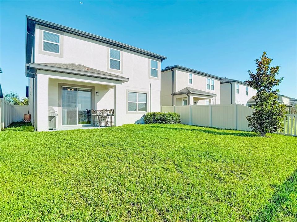 For Sale: $444,000 (4 beds, 3 baths, 2585 Square Feet)