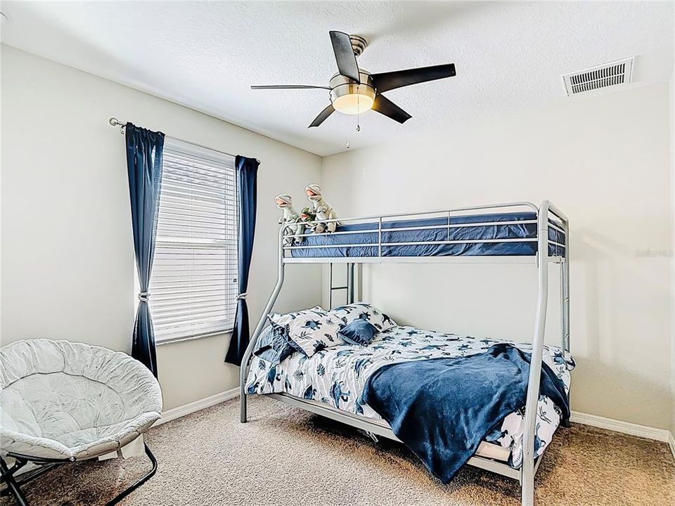 For Sale: $444,000 (4 beds, 3 baths, 2585 Square Feet)