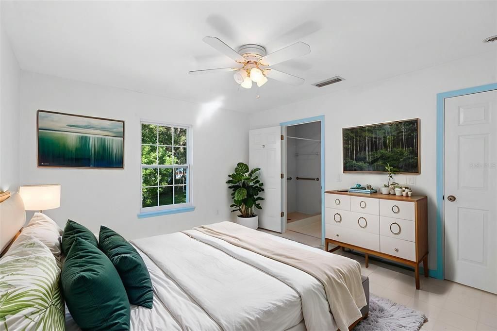 Active With Contract: $1,150,000 (4 beds, 3 baths, 2857 Square Feet)