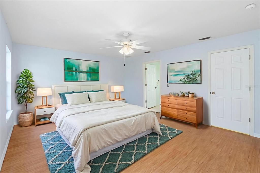 Active With Contract: $1,150,000 (4 beds, 3 baths, 2857 Square Feet)