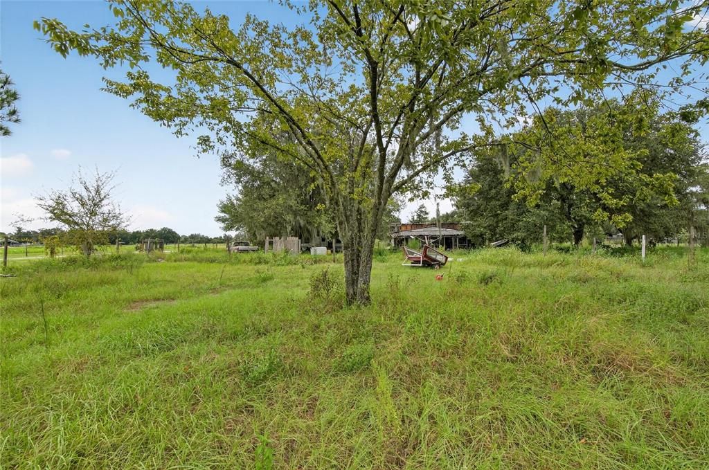 Active With Contract: $125,000 (1.00 acres)