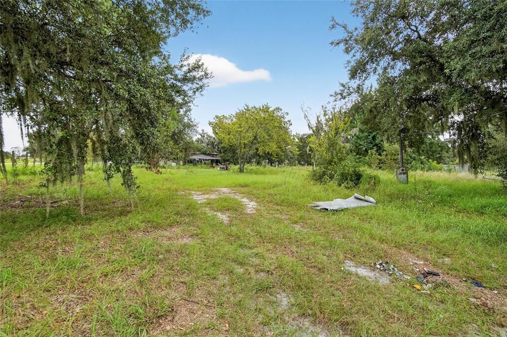 Active With Contract: $125,000 (1.00 acres)